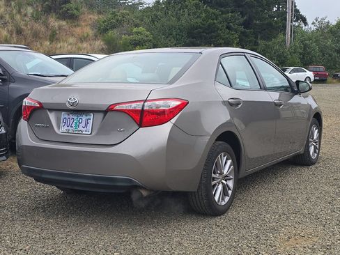 Used 2014 Toyota Corolla LE FWD image 5