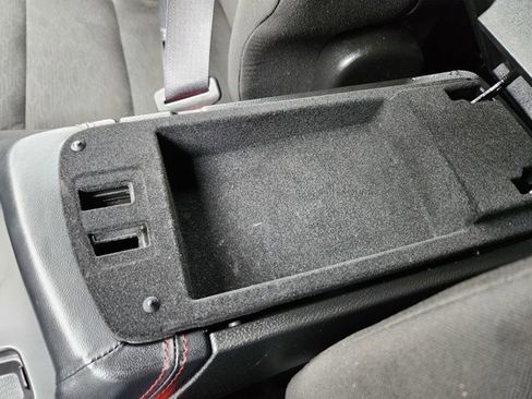 Used 2024 Dodge Durango GT image 13