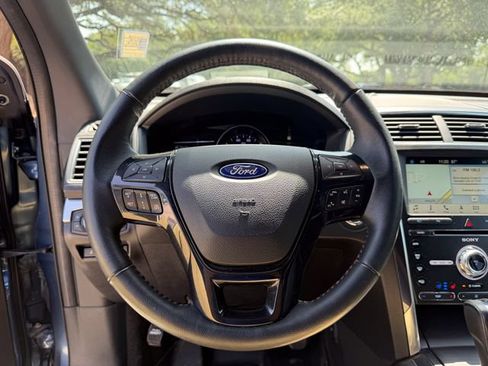 Used 2018 Ford Explorer Sport w/ Equipment Group 401A AWD/4WD image 9