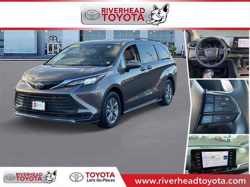 Certified 2023 Toyota Sienna LE image 1