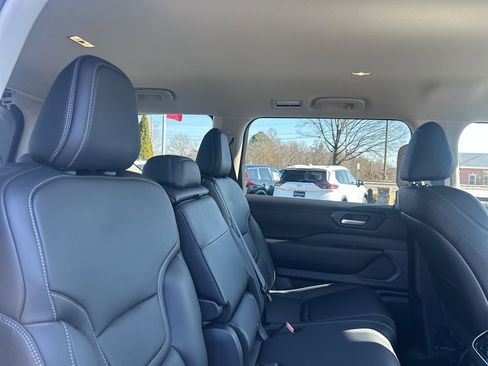 New 2026 Nissan Armada SV image 13