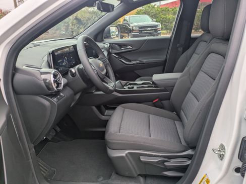 New 2026 Chevrolet Equinox LT w/ Safety and Technology Package image 20