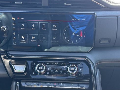 Used 2023 GMC Sierra 1500 AT4 w/ Technology Package image 17