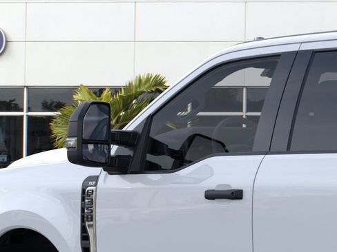 New 2026 Ford F350 4x4 Crew Cab DRW Super Duty image 20