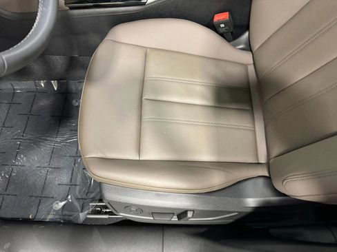 New 2025 Audi Q5 Premium image 28