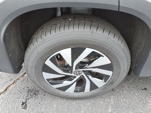 New 2026 Volkswagen Tiguan S image 7