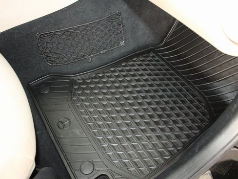 Used 2020 Mercedes-Benz C 300 C 300 image 38