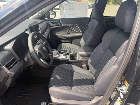New 2026 Nissan Rogue Platinum AWD/4WD image 10