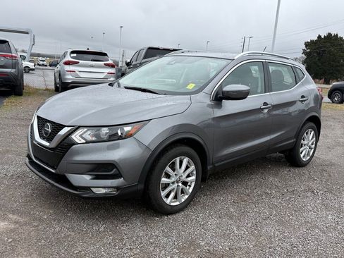Used 2022 Nissan Rogue Sport SV image 18