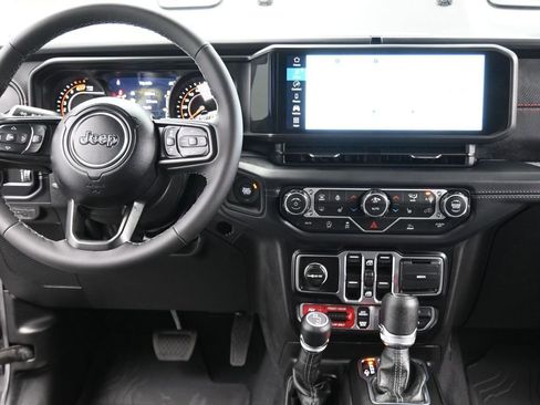 New 2026 Jeep Wrangler Unlimited Rubicon image 28