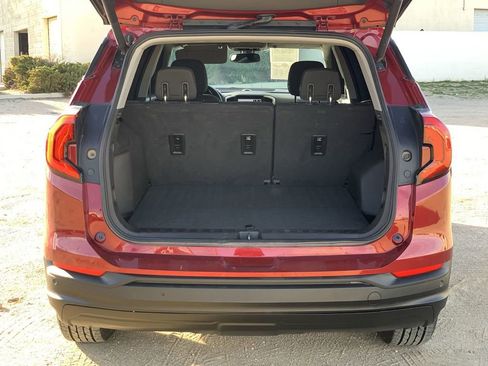 Certified 2018 GMC Terrain SLE w/ Driver Convenience Package image 25