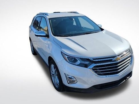 Used 2019 Chevrolet Equinox Premier image 6
