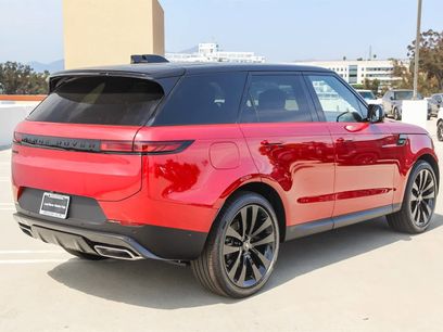 New 2025 Land Rover Range Rover Sport SE