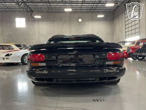 Used 1994 Dodge Viper RT/10 image 37