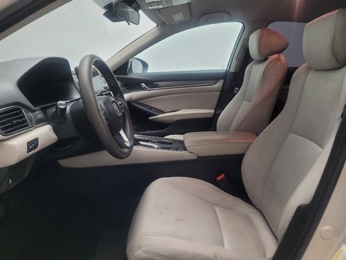 Used 2019 Honda Accord LX image 17