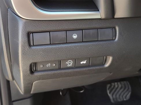 New 2026 Nissan Rogue SV FWD image 19