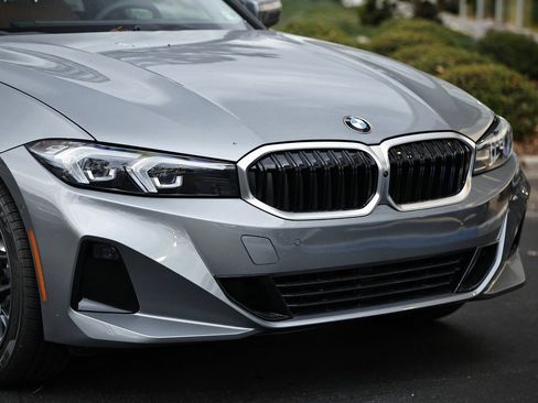 New 2026 BMW 330i Sedan w/ Premium Package image 2