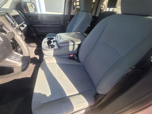 Used 2015 RAM 1500 Express RWD image 8