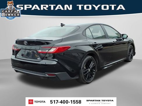 Used 2026 Toyota Camry SE FWD image 6