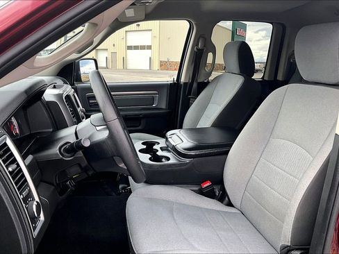 Used 2024 RAM 1500 Classic SLT image 26