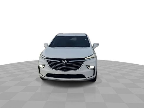 Used 2023 Buick Enclave Essence image 3