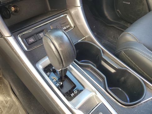 Used 2021 Subaru Ascent Limited w/ Technology Package image 29