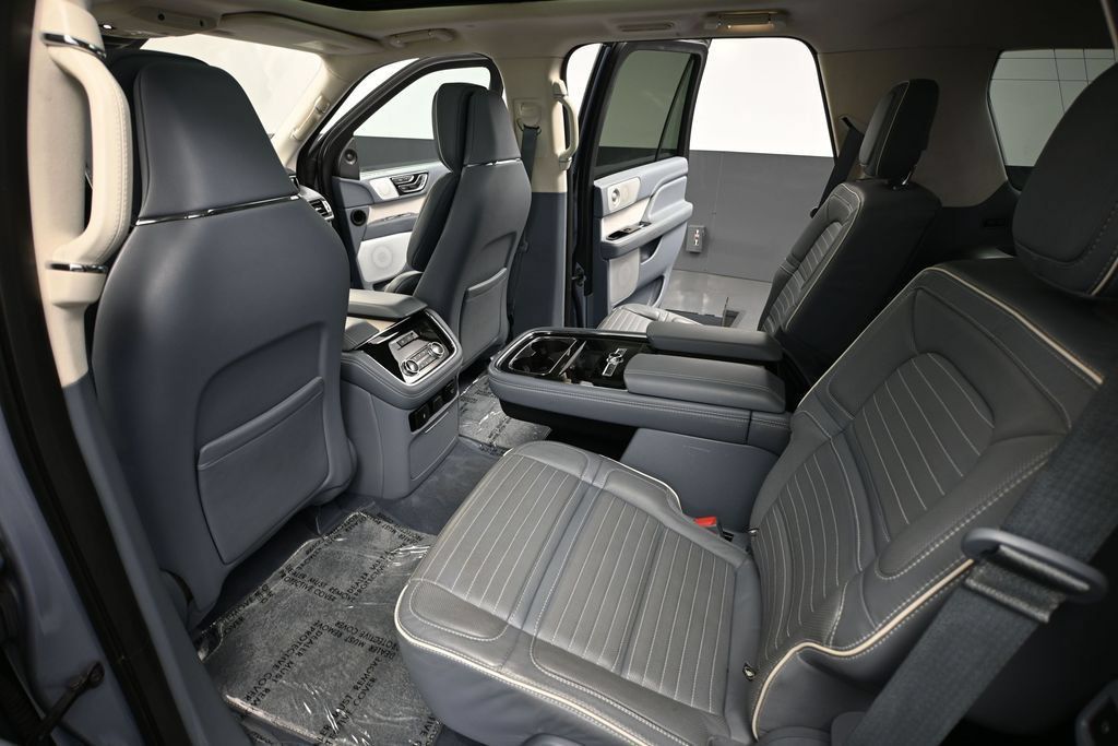 Used 2019 Lincoln Navigator Black Label AWD/4WD image 30