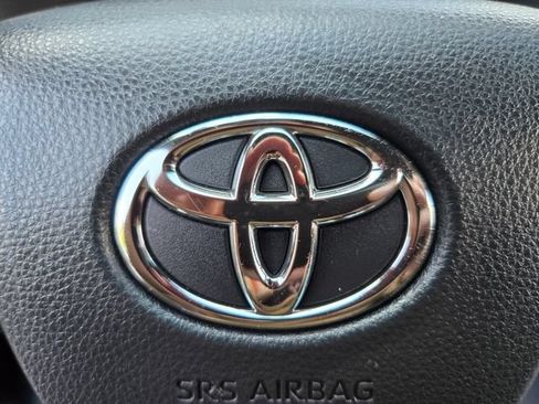 Used 2025 Toyota Highlander XSE AWD/4WD image 33