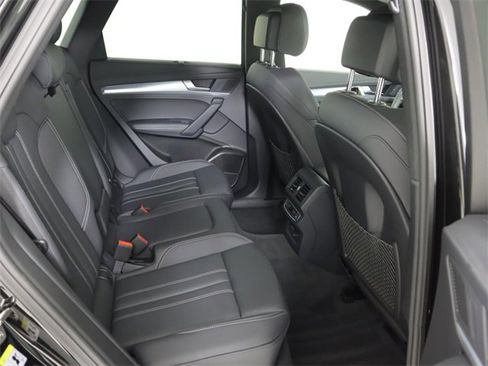 Certified 2025 Audi Q5 Prestige image 14