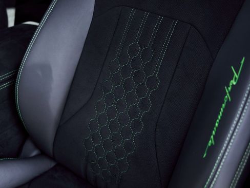 Used 2024 Lamborghini Urus Performante image 58