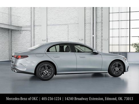 Used 2025 Mercedes-Benz E 350 Sedan image 18