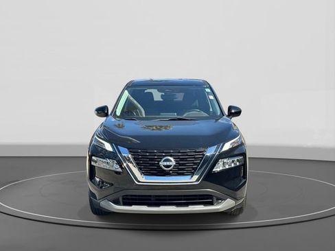 Used 2023 Nissan Rogue SV FWD image 2