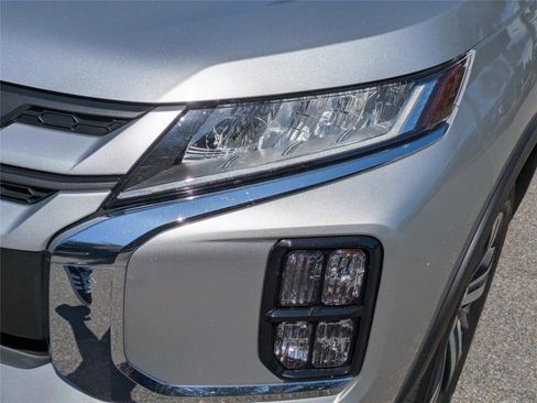 Used 2025 Mitsubishi Outlander Sport ES AWD/4WD image 12