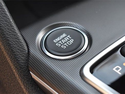 New 2026 Kia Sportage EX image 22