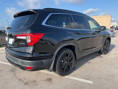 Certified 2021 Honda Pilot Special Edition image 4
