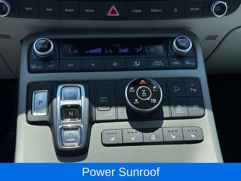 Used 2024 Hyundai Palisade SEL AWD/4WD image 16
