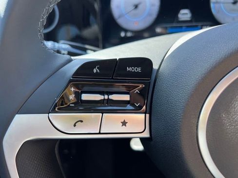 Used 2025 Hyundai Elantra Sport image 19