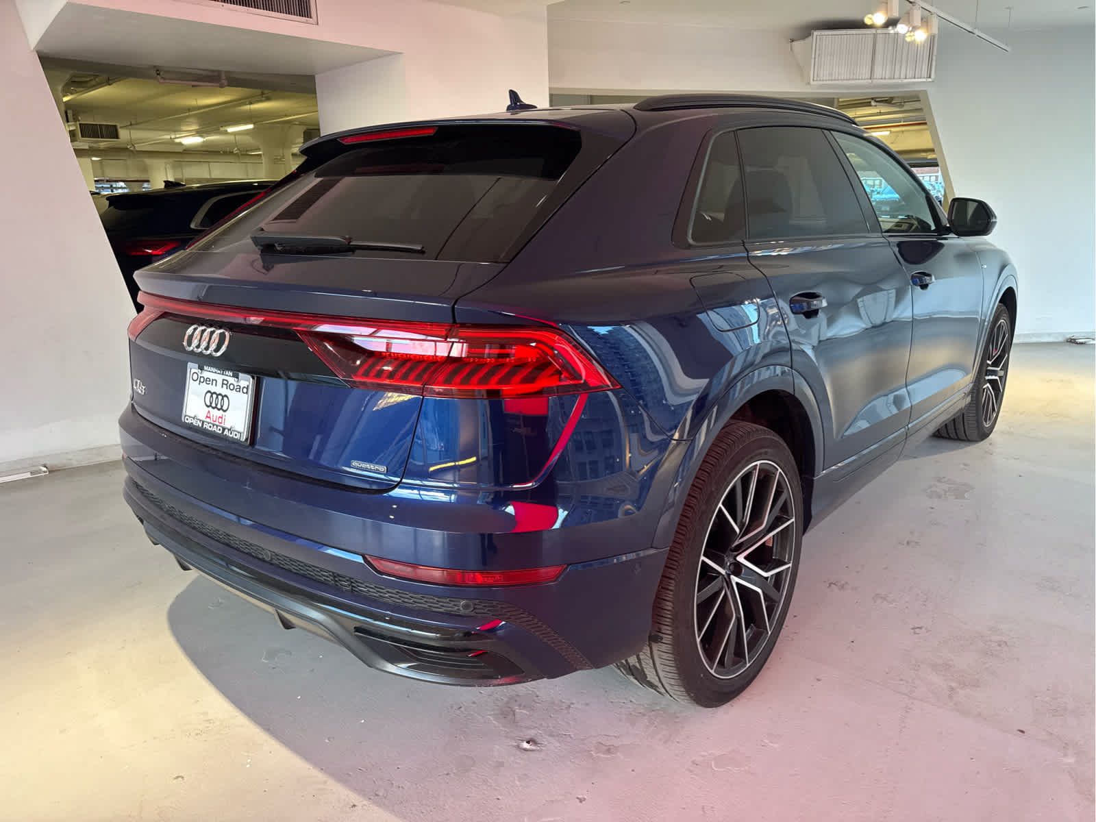Used 2023 Audi Q8 Premium Plus AWD/4WD image 3