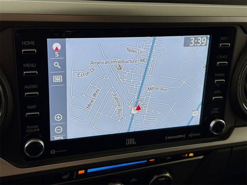 Certified 2022 Toyota Tacoma Limited image 7