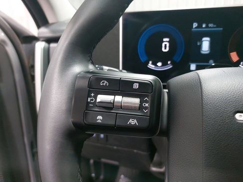 Used 2025 Hyundai Santa Fe SEL image 19