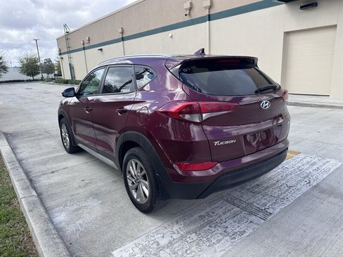 Used 2017 Hyundai Tucson SE Plus AWD/4WD image 7