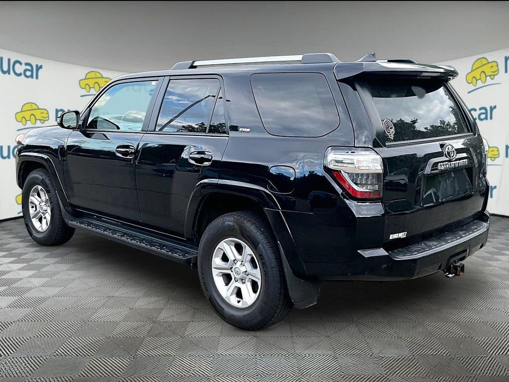 Certified 2022 Toyota 4Runner SR5 Premium AWD/4WD image 5