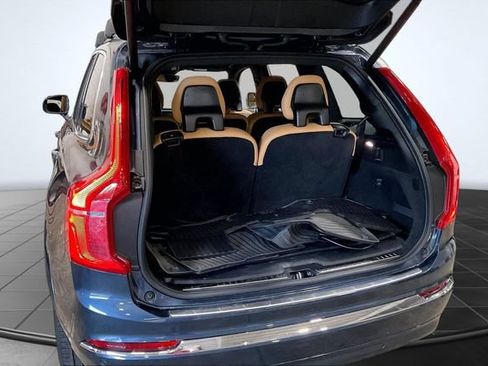 Certified 2025 Volvo XC90 T8 Ultra w/ Protection Package Premier AWD/4WD image 6