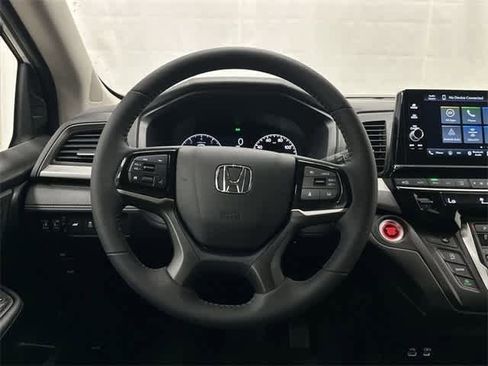 Used 2026 Honda Odyssey EX-L image 15