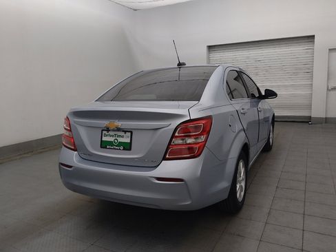 Used 2018 Chevrolet Sonic LT w/ Convenience Package FWD image 9