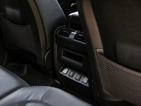 New 2026 Land Rover Defender 110 X-Dynamic SE AWD/4WD image 47