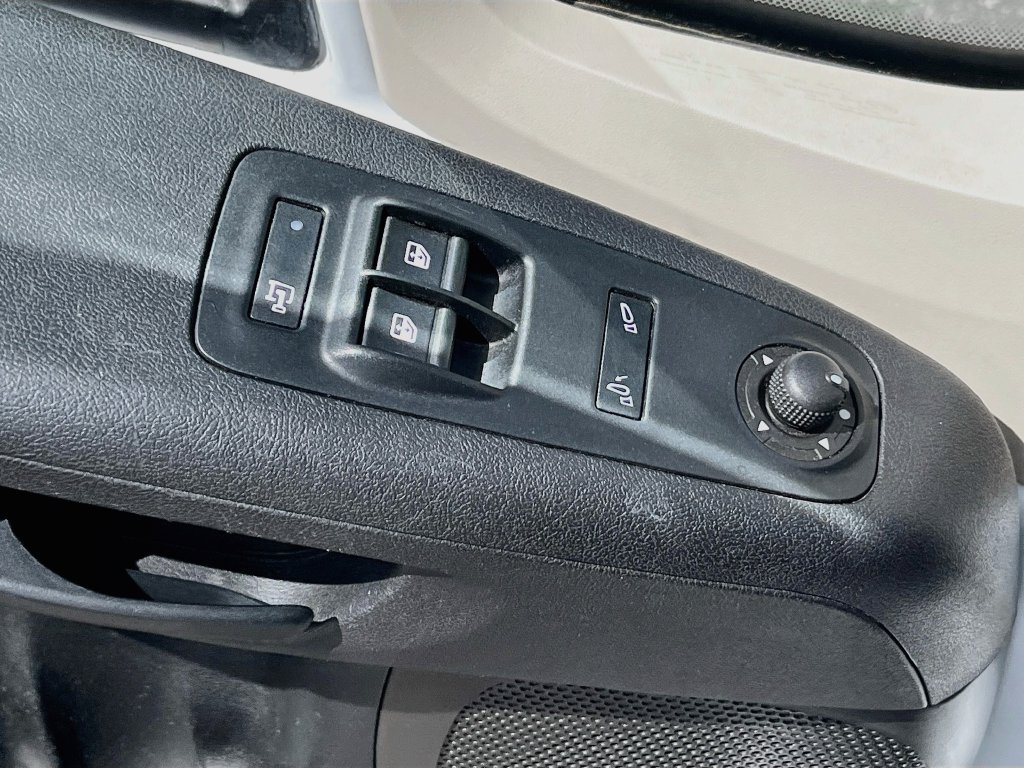 Used 2021 RAM ProMaster 2500 FWD image 18
