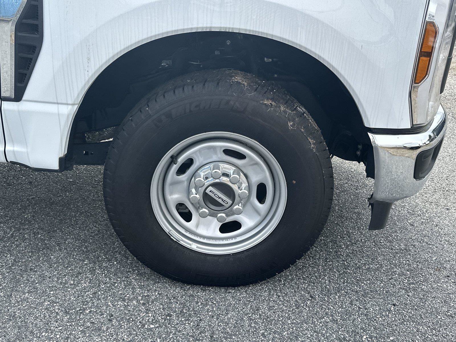 New 2024 Ford F250 XL w/ XL Chrome Package RWD image 13