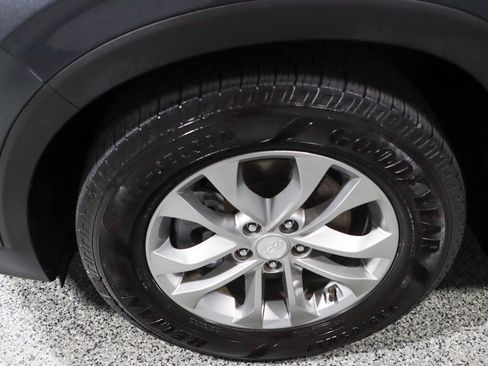 Used 2020 Hyundai Santa Fe SEL w/ Cargo Package FWD image 11