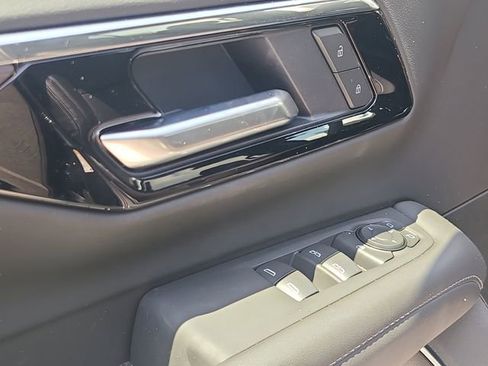 New 2026 Chevrolet Suburban LS RWD image 15